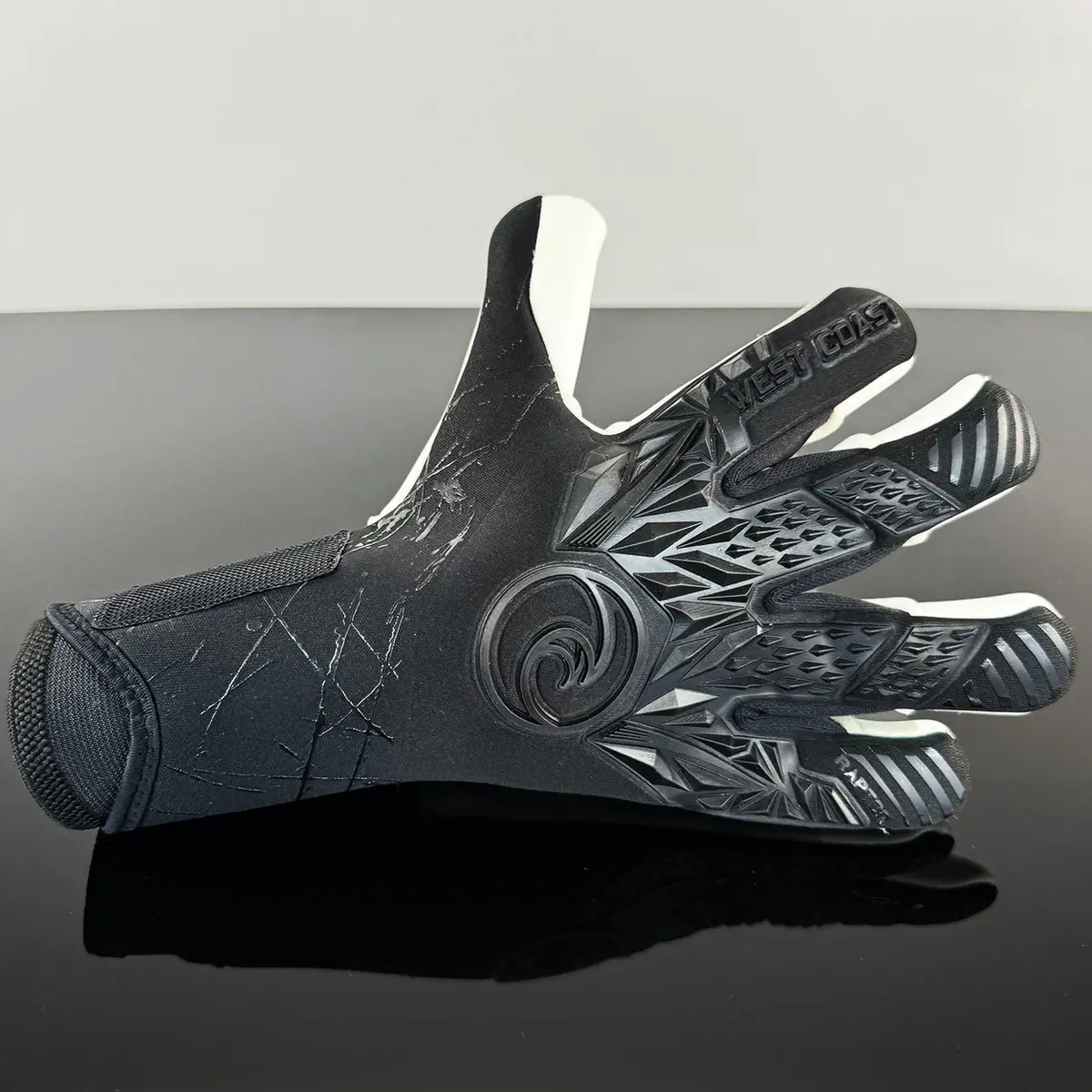Raptor ™ Shadow 6