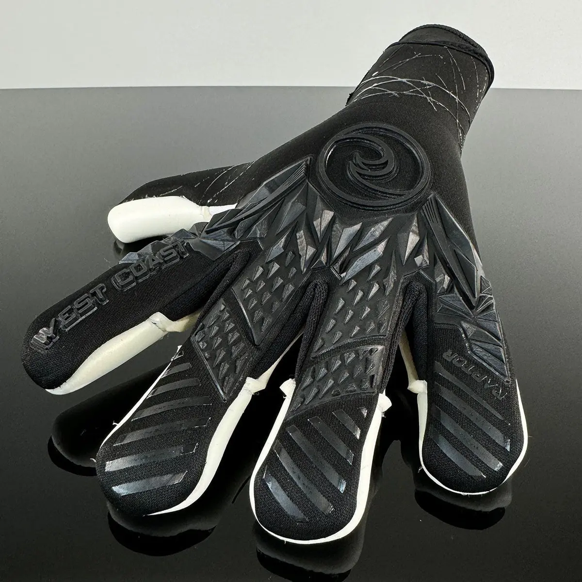 Raptor ™ Shadow 8