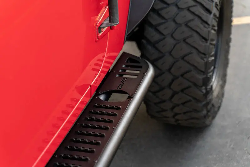 Dv8 Offroad 07-18 Jeep Wrangler Jk (4 Door Only) Oe Plus Side Steps 1