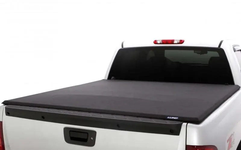 Lund Genesis Elite Tri-Fold Tonneau Cover For 2005–2017 Nissan Frontier (6-Foot Bed) – Matte Black 1